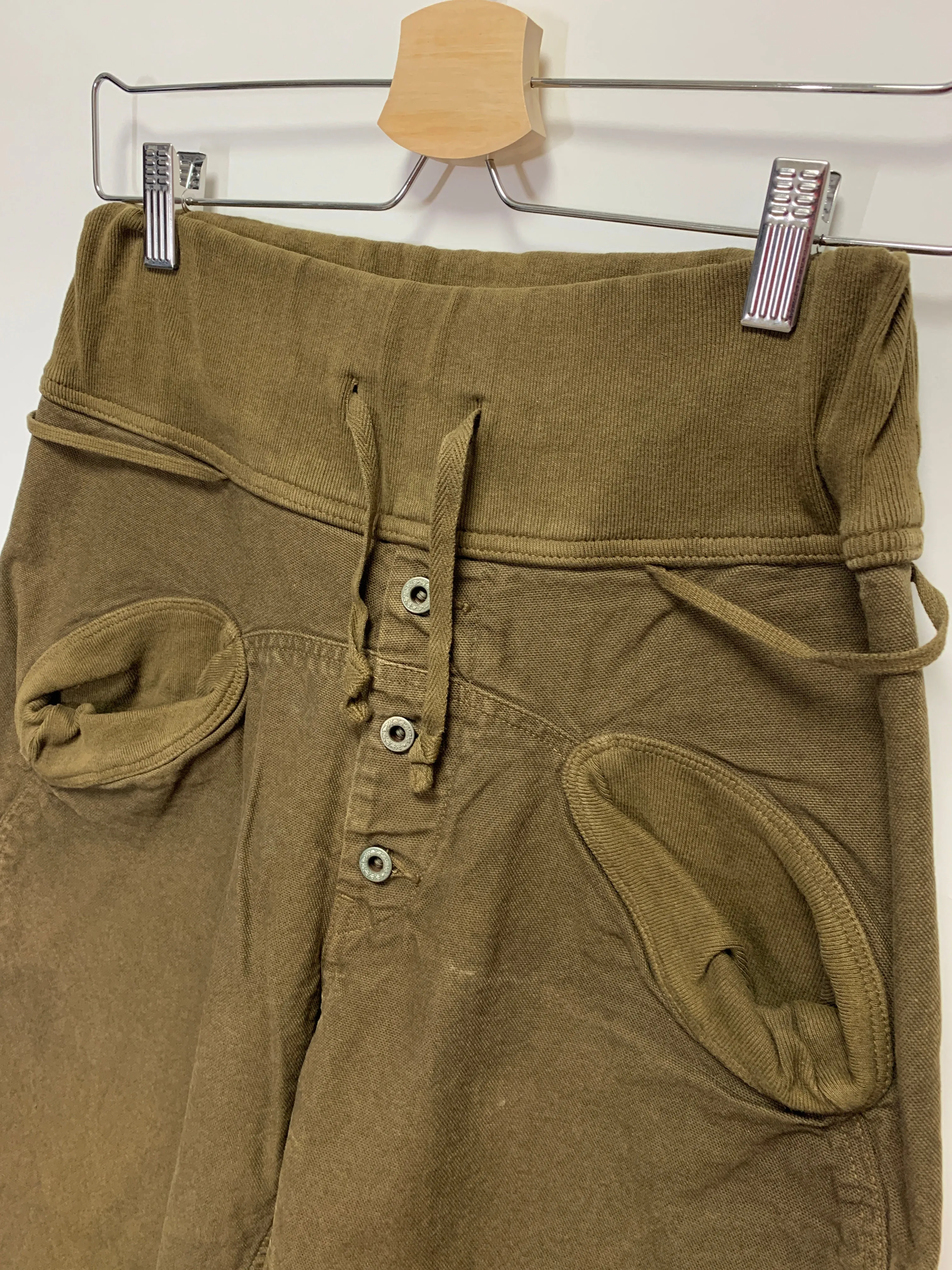 [1] Kapital Saurel Nouvelle Pants Olive