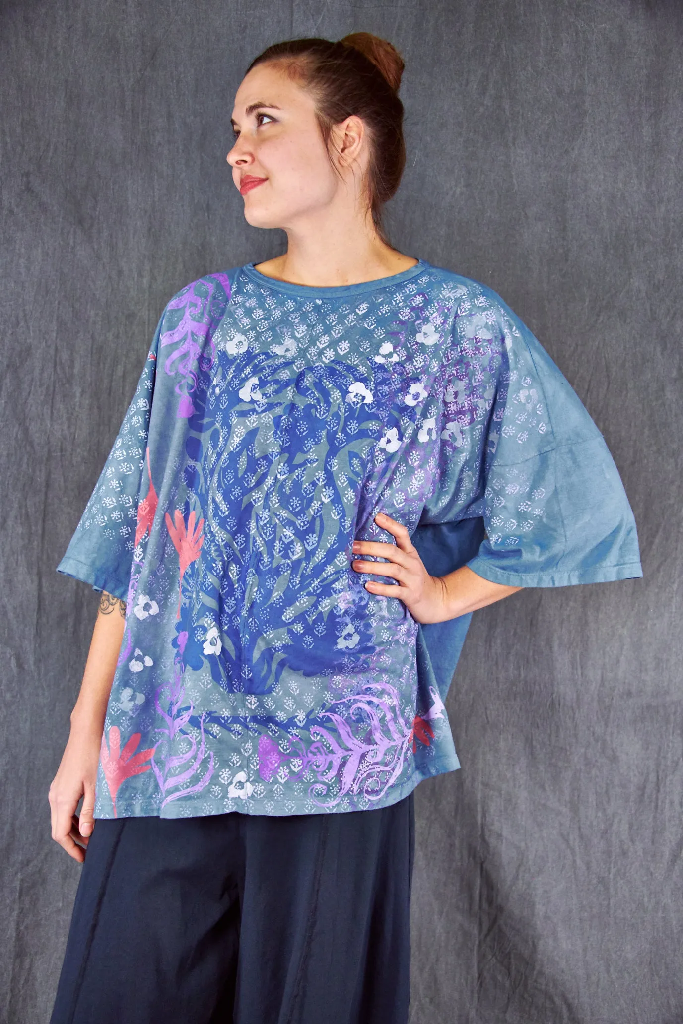 1236HD Line Tee-Cloud-Floral Cut Paper 28"L