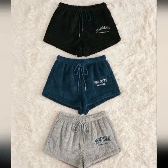 3pcs Letter Embroidery Drawstring Waist Flannel Lounge Shorts