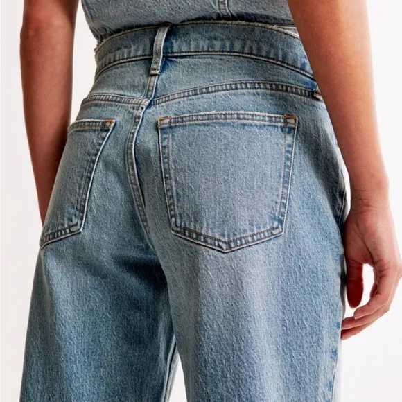 Abercrombie The Baggy Low Rise Denim Jeans pants size 25 0 Regular 32 inseam