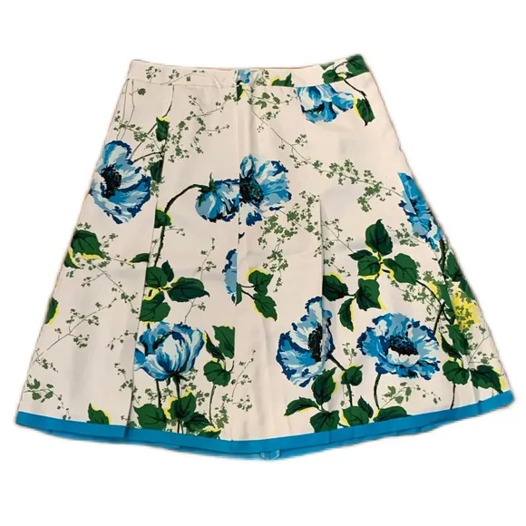 Banana Republic ~ 100% Silk Floral A-Line Skirt in Blue/Green/White ~ Size 4