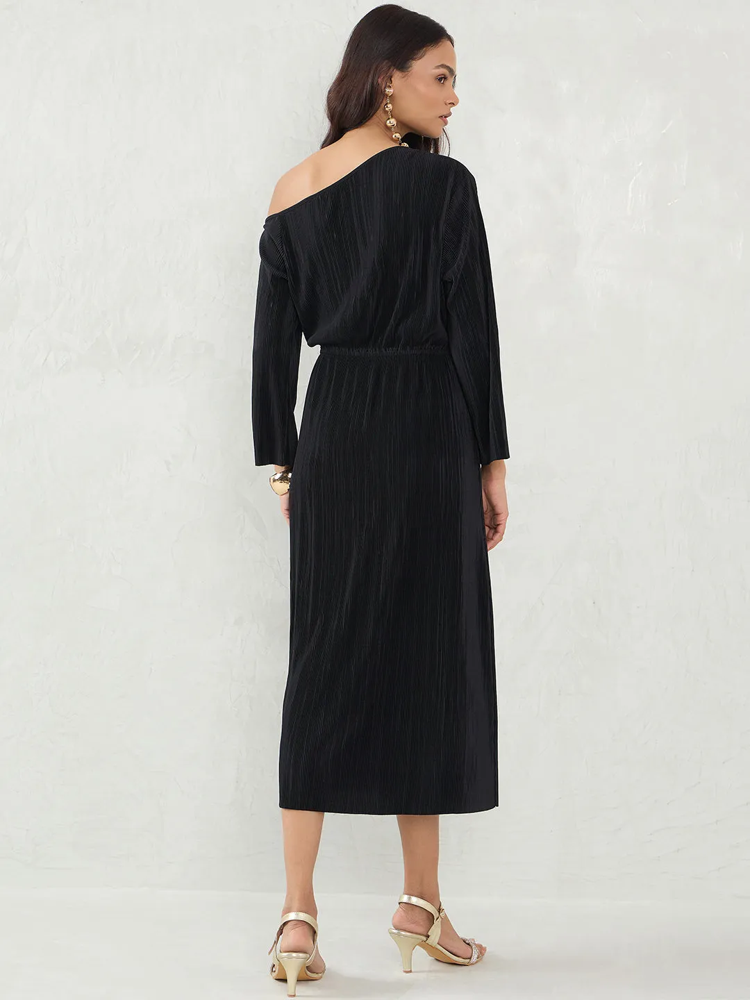 Black Plisse Off Shoulder Midi Dress