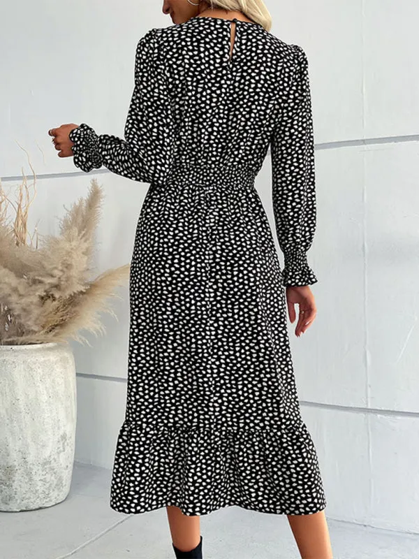 Boho Midi Dress with Polka Dot Print and V-Neckline