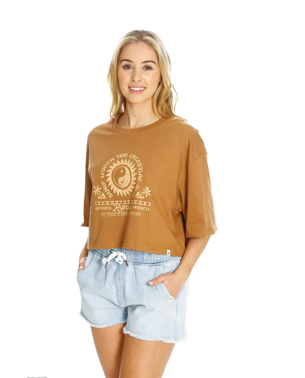 CELESTIAL SUN HERITAGE CROP TEE