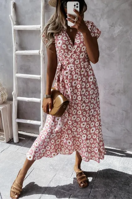 Chanelle - Daisy print midi dress