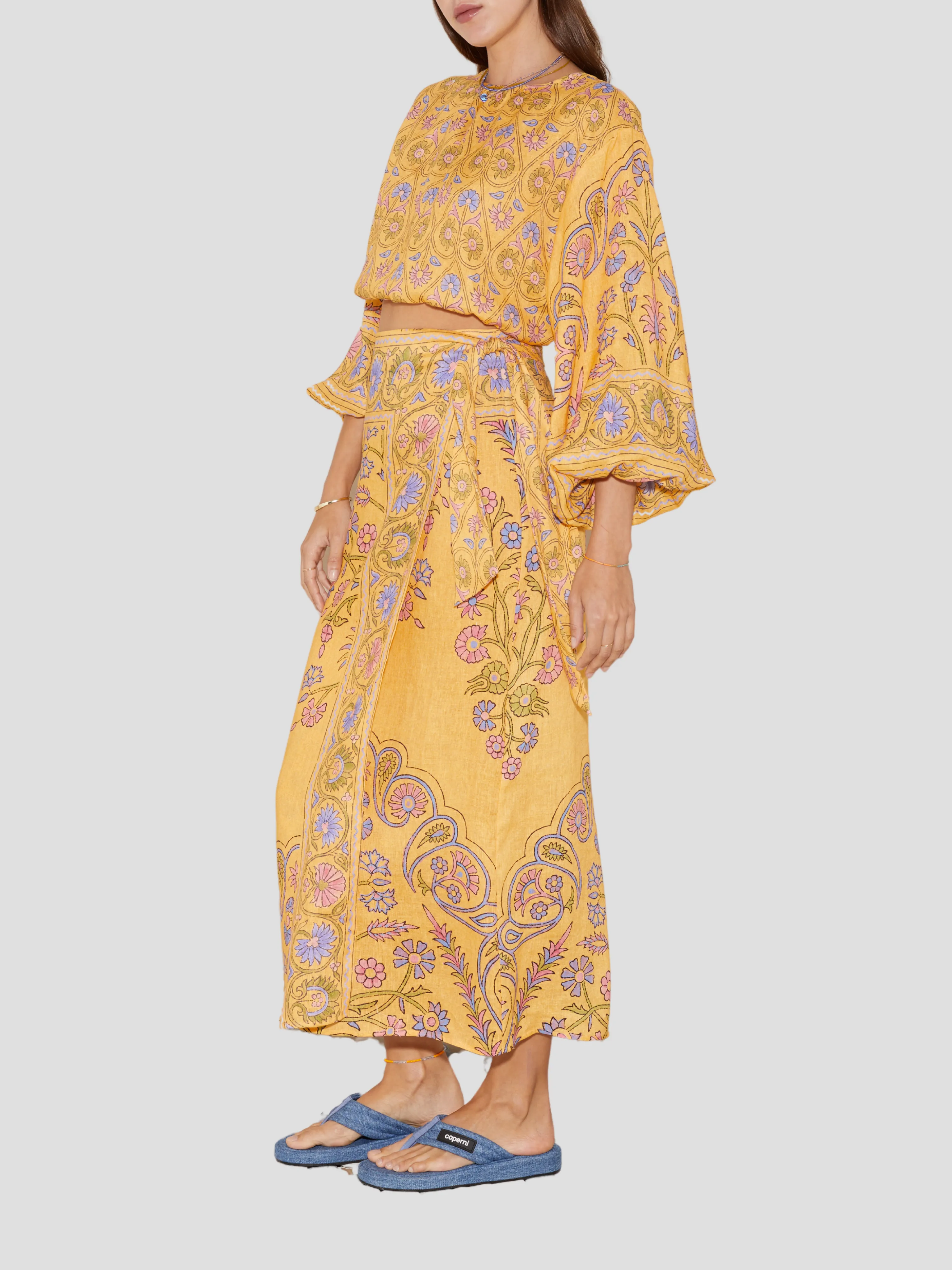 Darjeeling Full Sleeve Crop Top