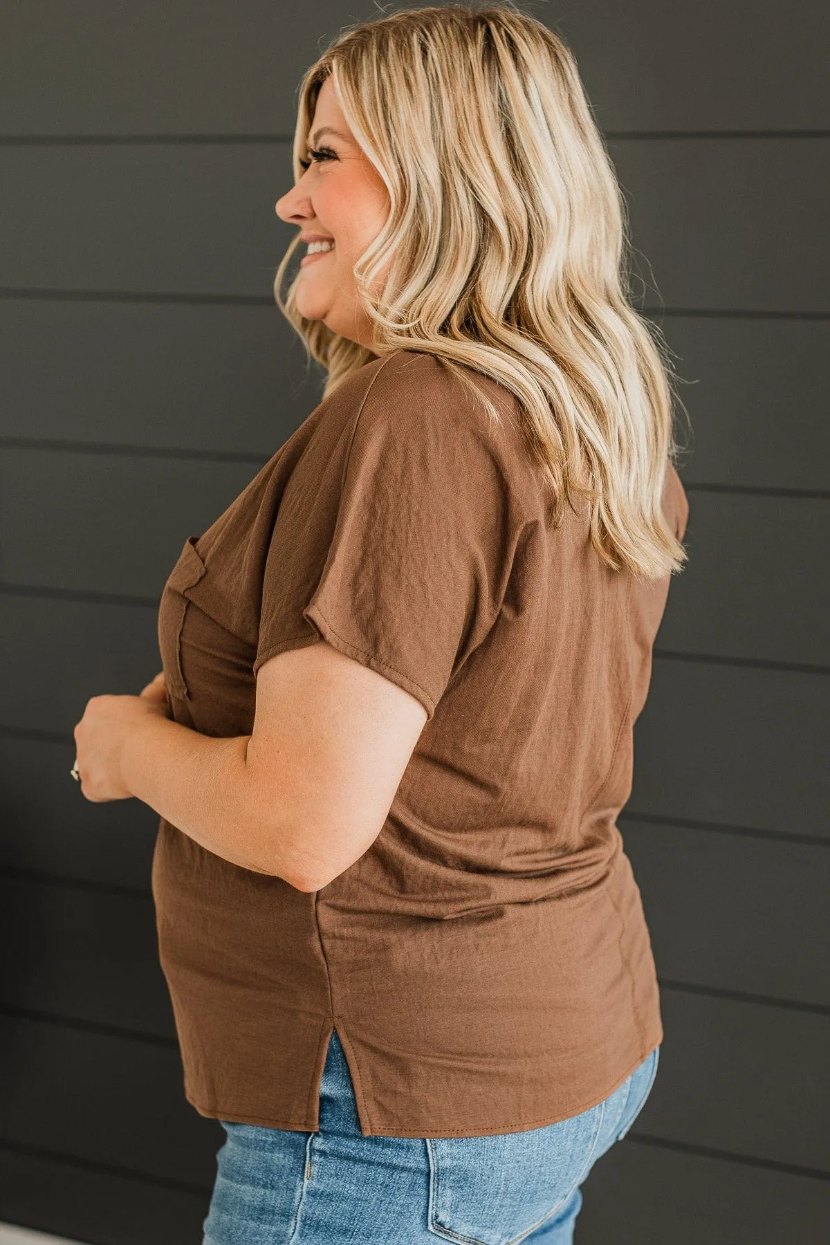 Effortless Appearance Pocket Top- Brown