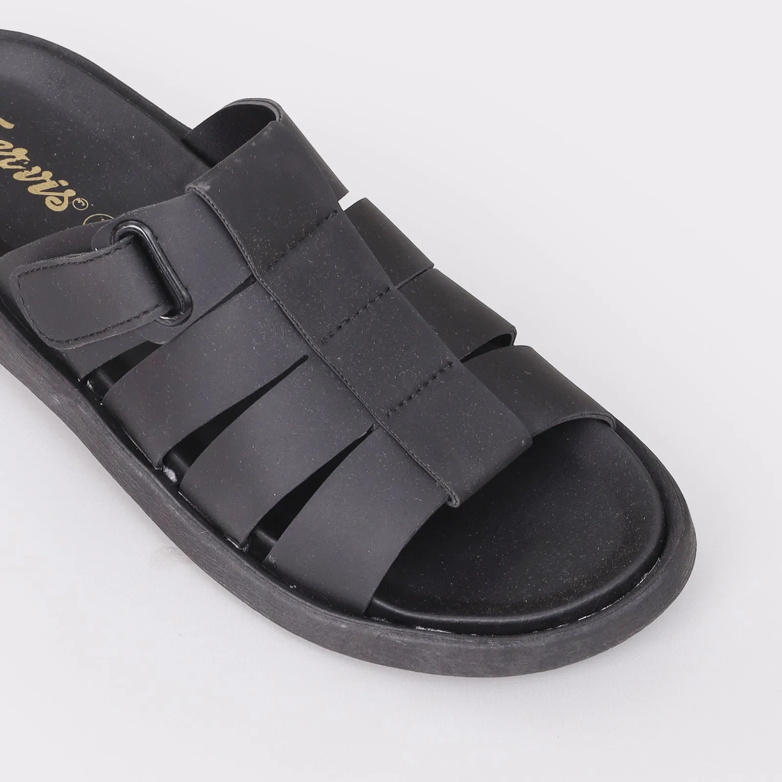 Effortless Men's Chappal