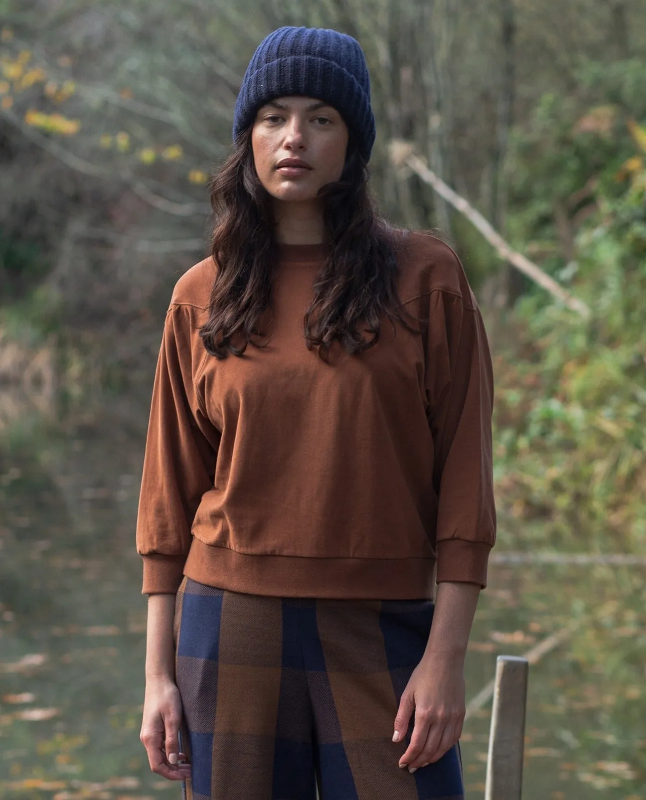 Ginny Organic Cotton Sweatshirt in Walnut