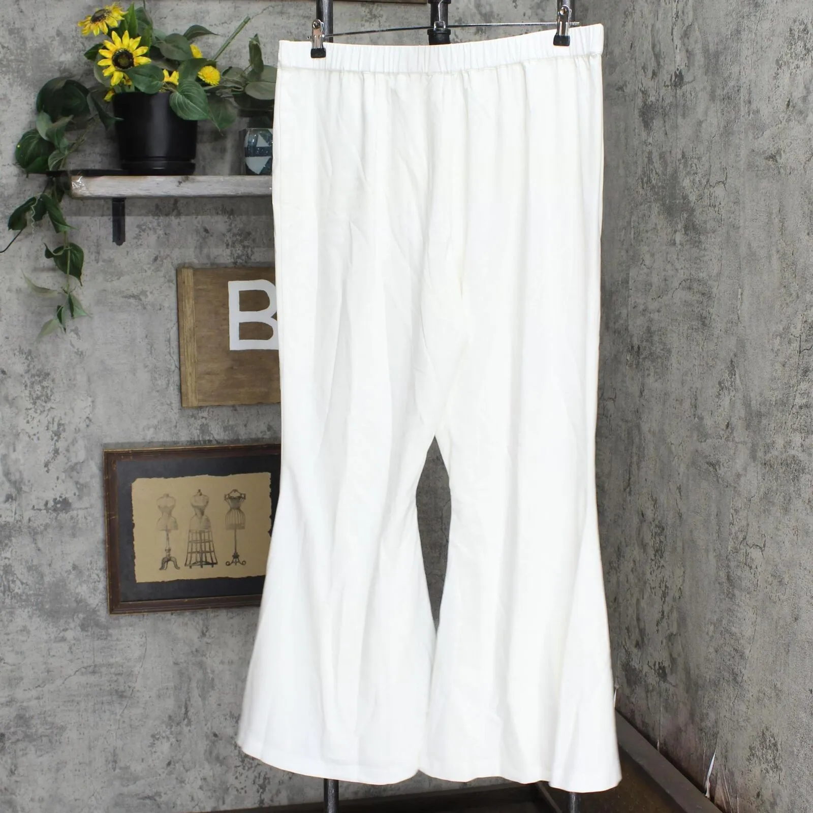 Heidi Daus Womens Crepe Flare Leg Trouser 646419 Ivory 1X