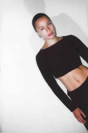 Joanna Crop Sweatshirt in Black