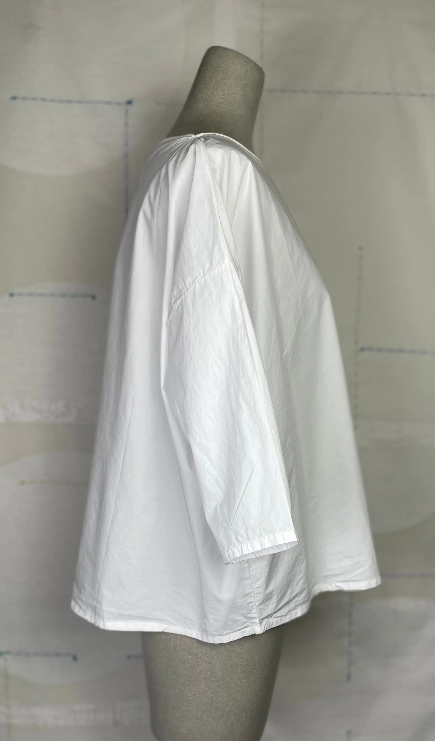 Labo.Art  ~  Maglia Luce - White
