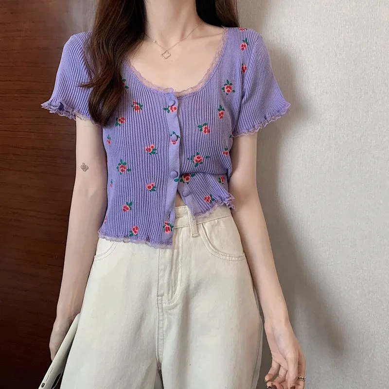 Lace Floral Pattern Knitted Crop Tops