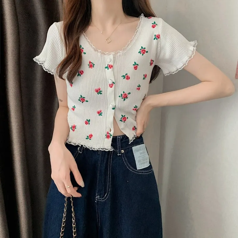 Lace Floral Pattern Knitted Crop Tops