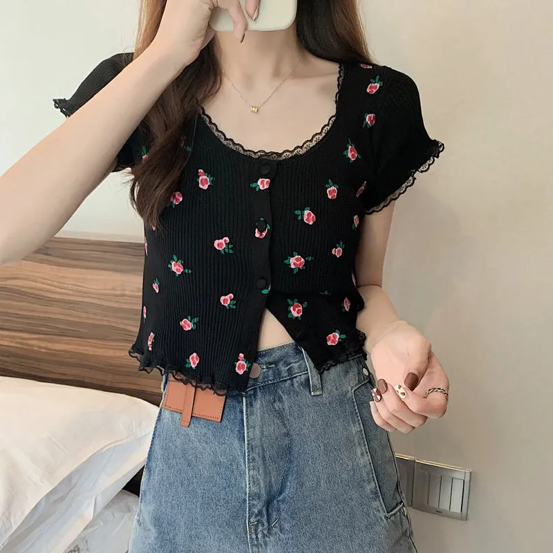 Lace Floral Pattern Knitted Crop Tops