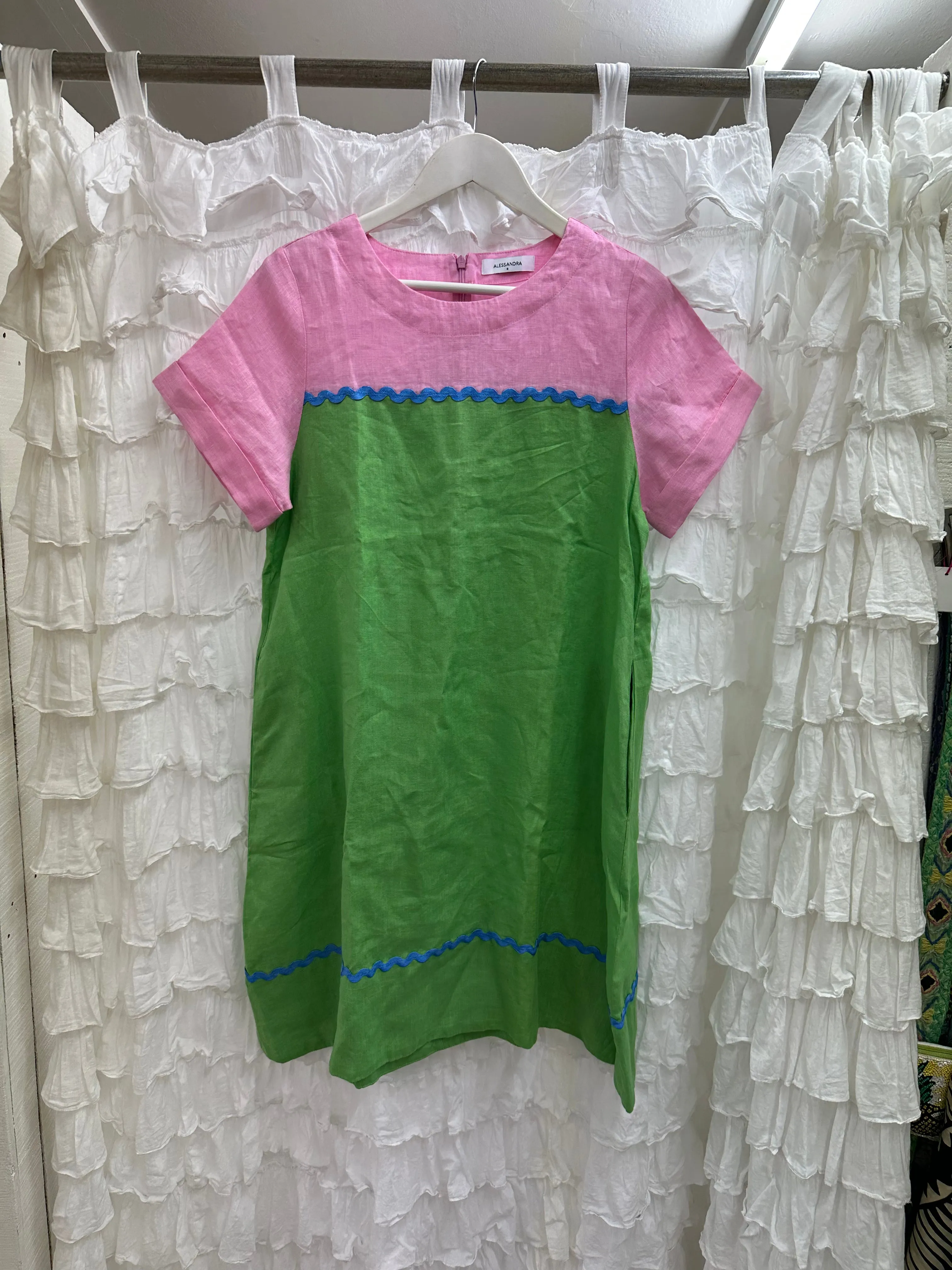 Laine Linen Wave Dress in Apple