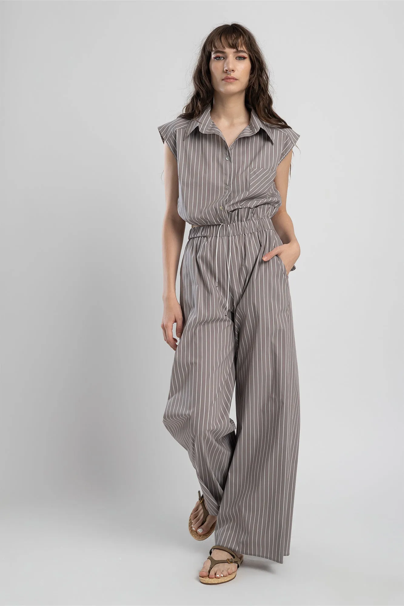 Line High-Rise Pants