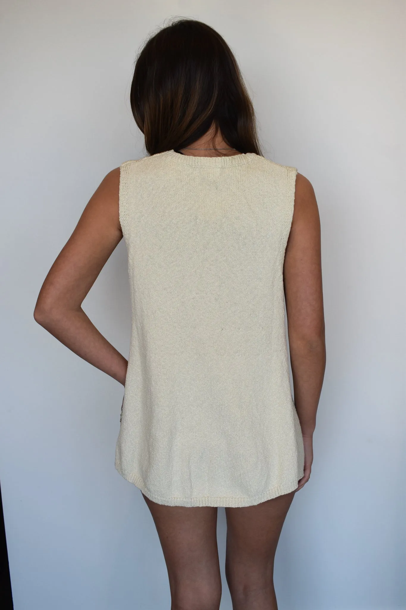Long Line Sleeveless Knit Top- Natural