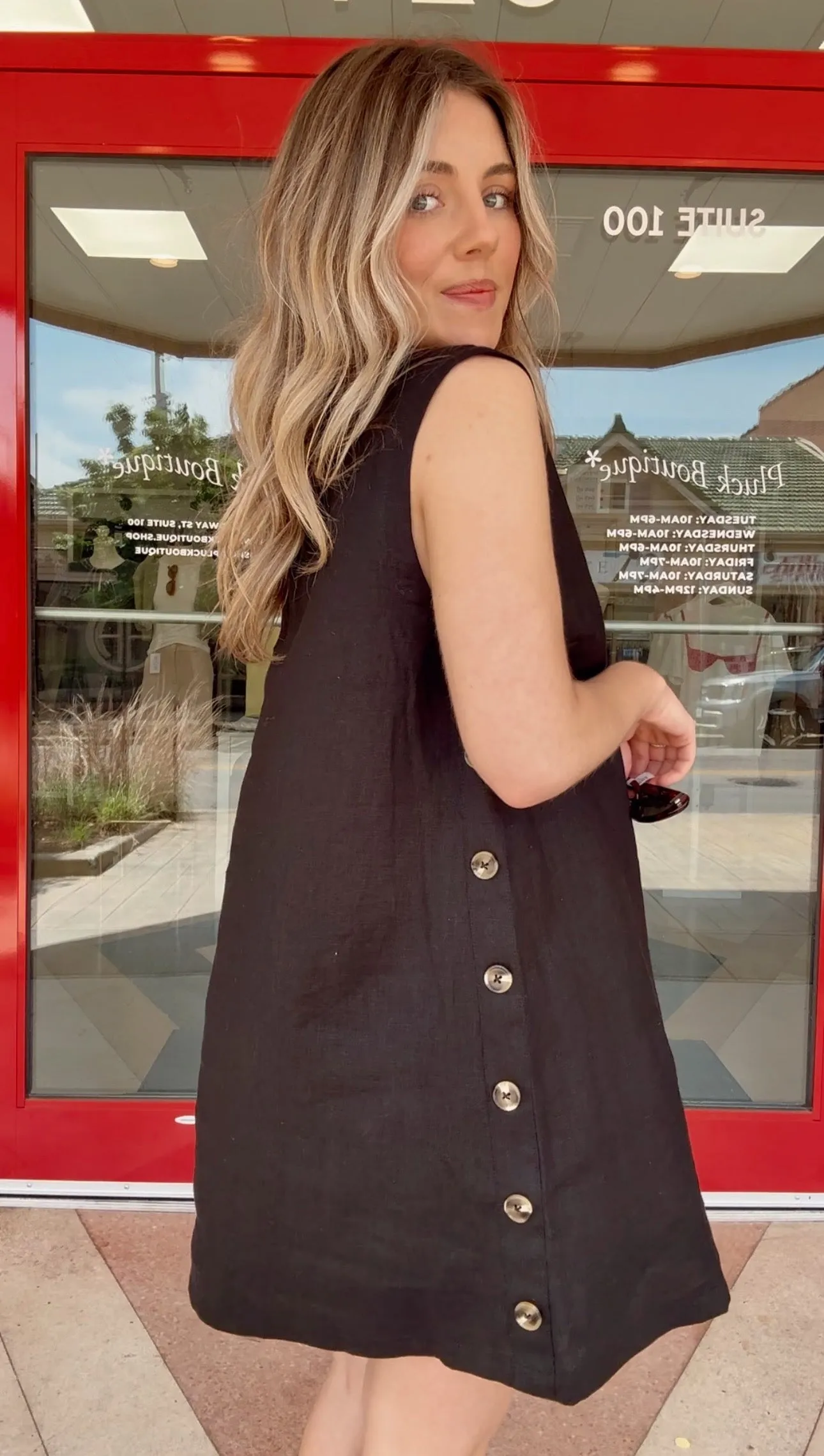 Lunden Shift Dress- Black