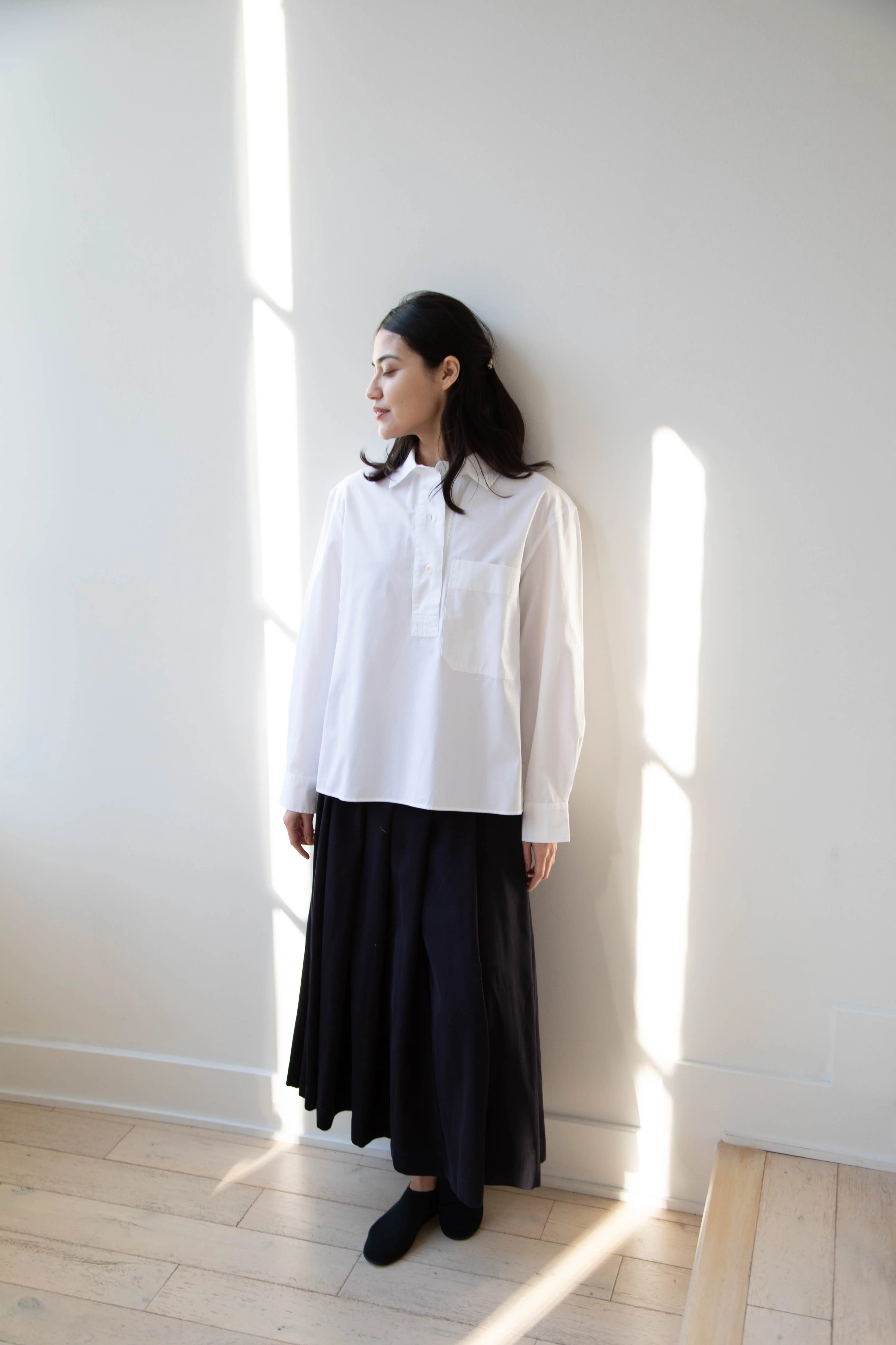 MHL | Big Pocket Swing Shirt in White