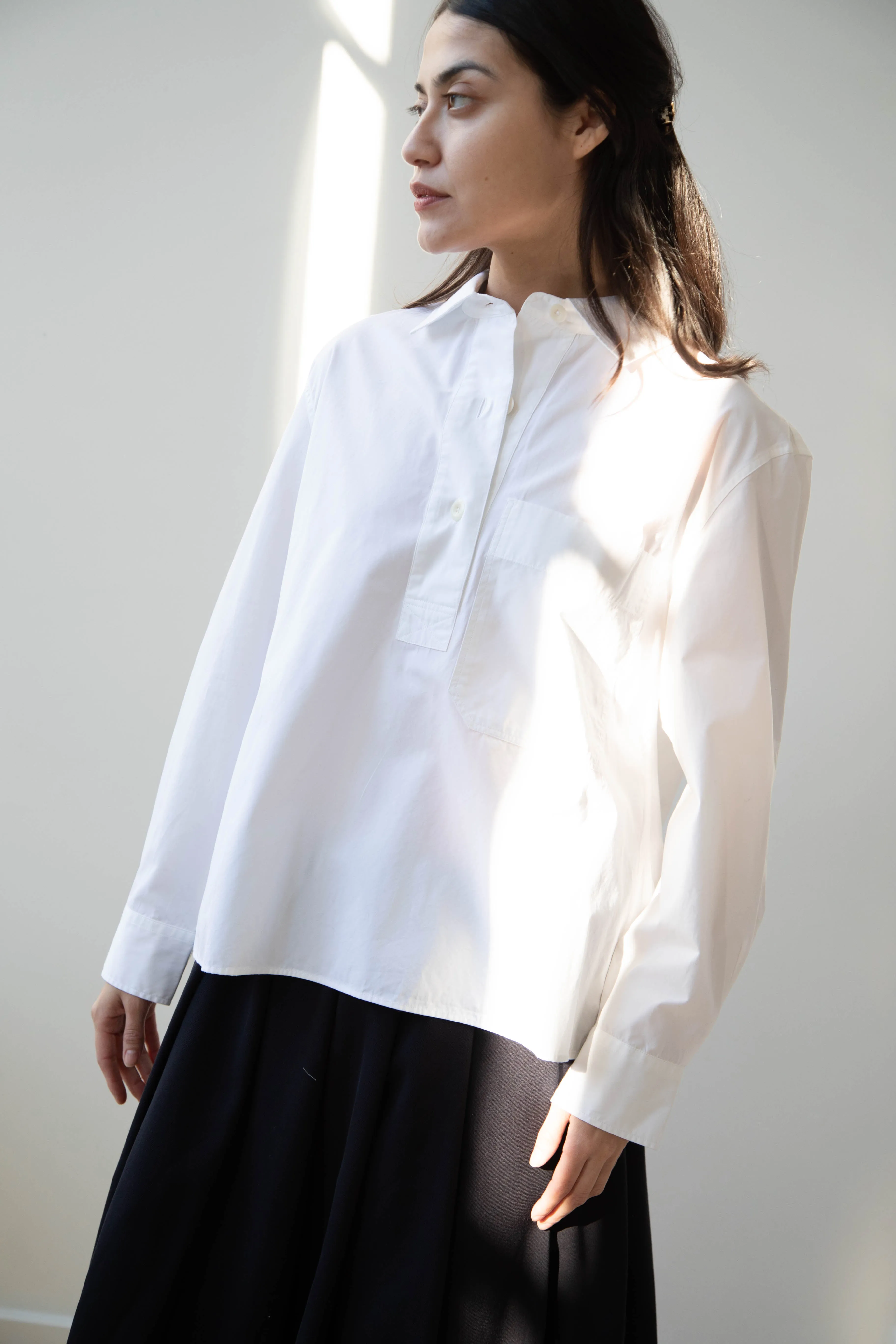 MHL | Big Pocket Swing Shirt in White