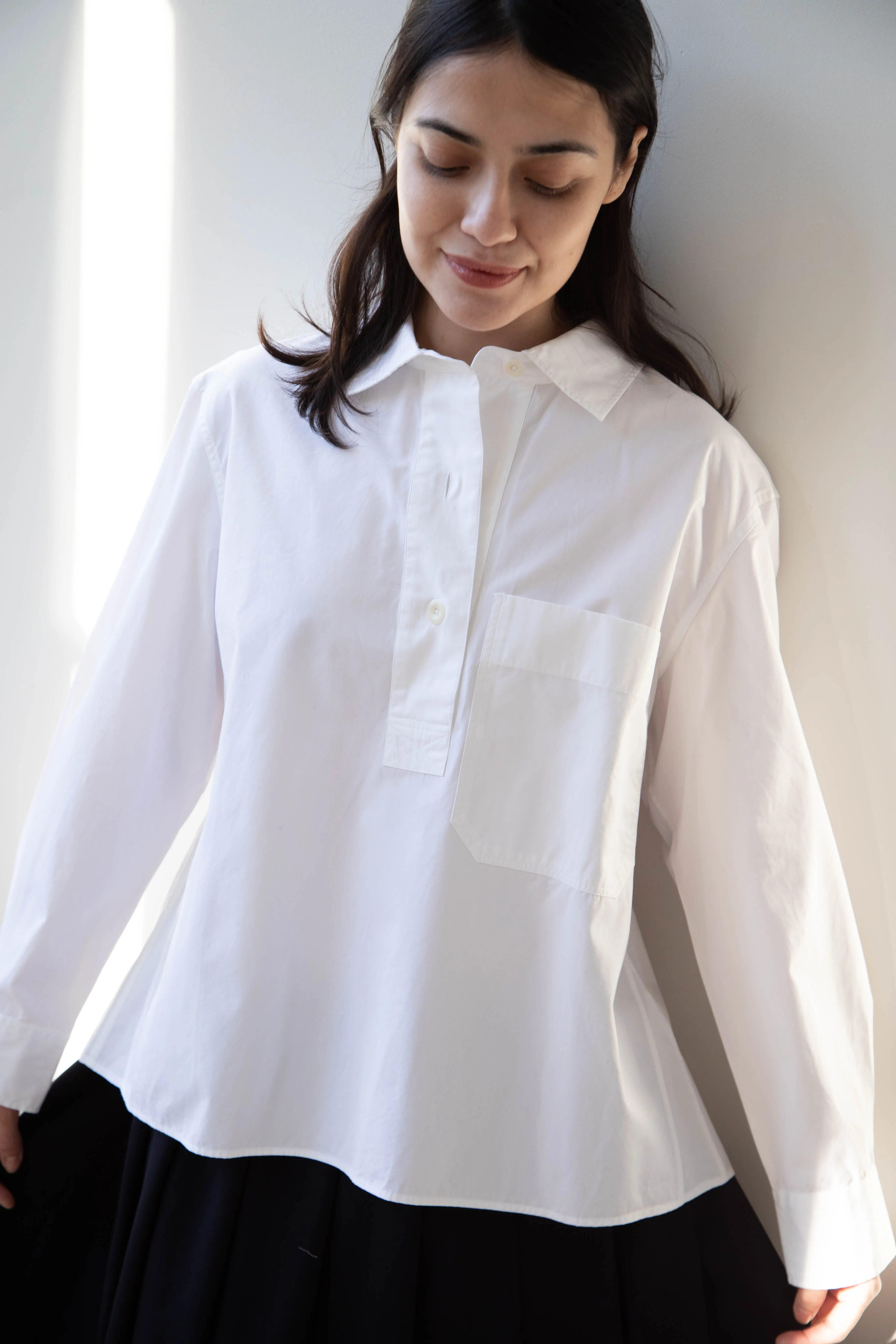 MHL | Big Pocket Swing Shirt in White
