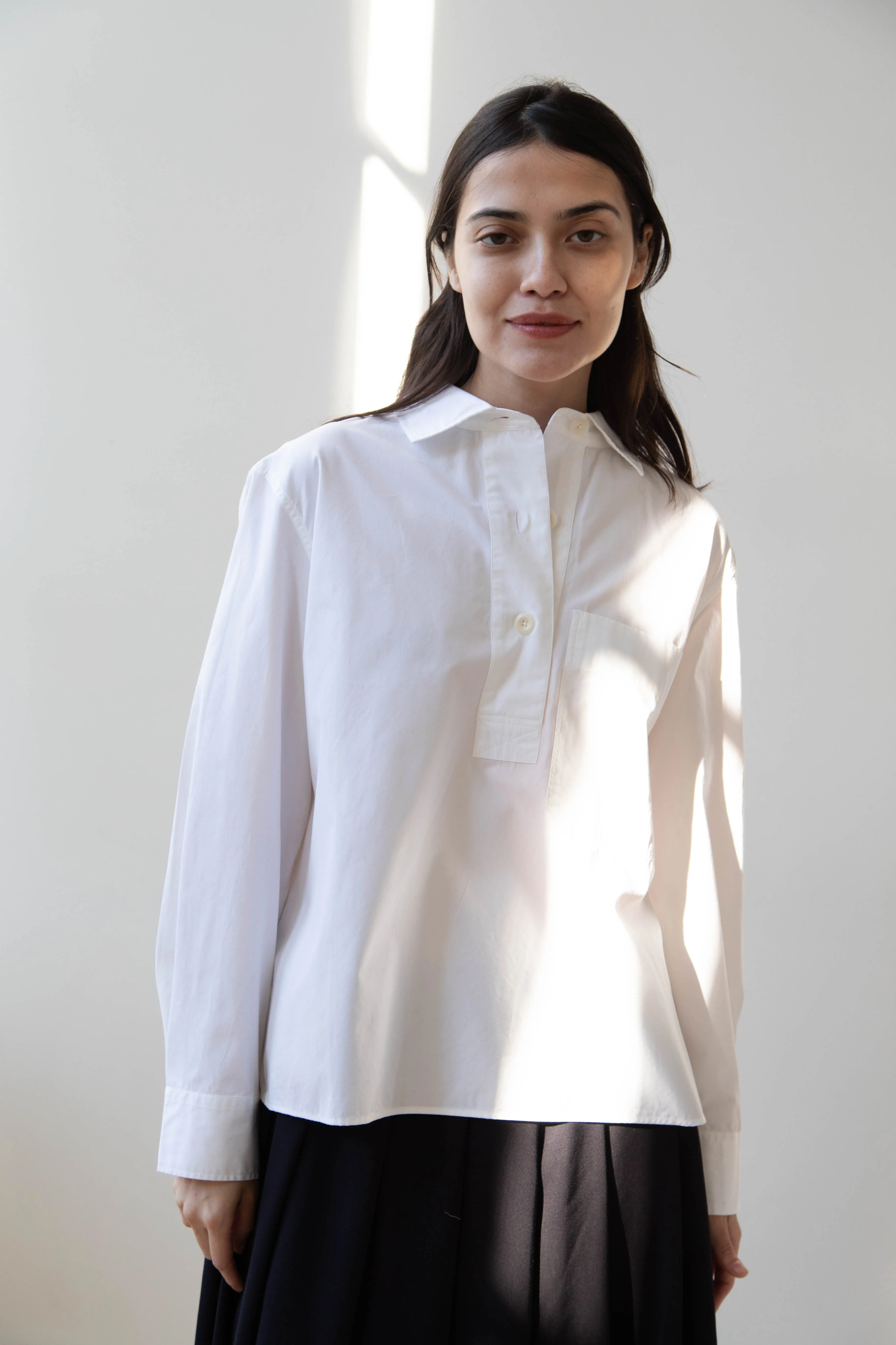 MHL | Big Pocket Swing Shirt in White