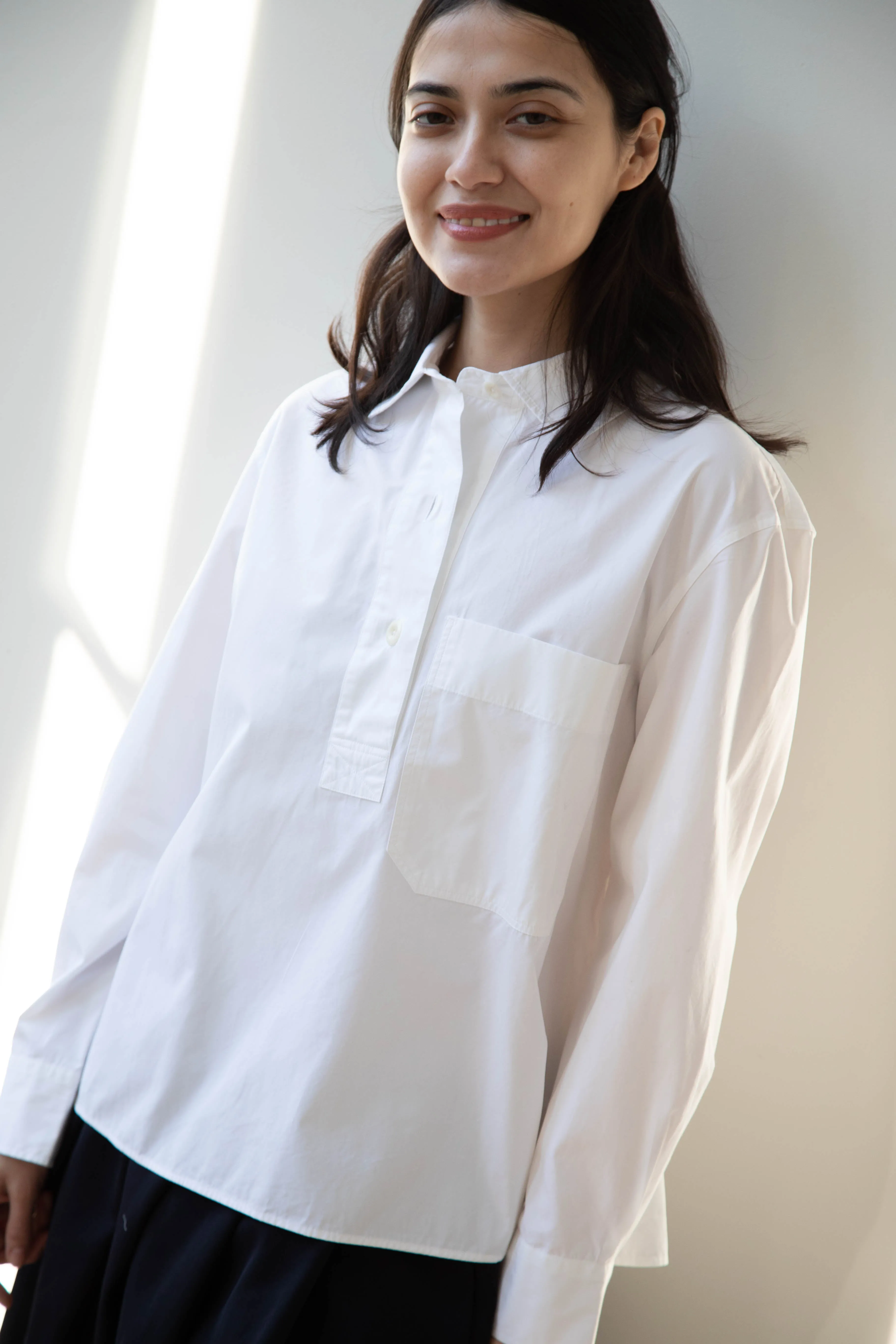 MHL | Big Pocket Swing Shirt in White