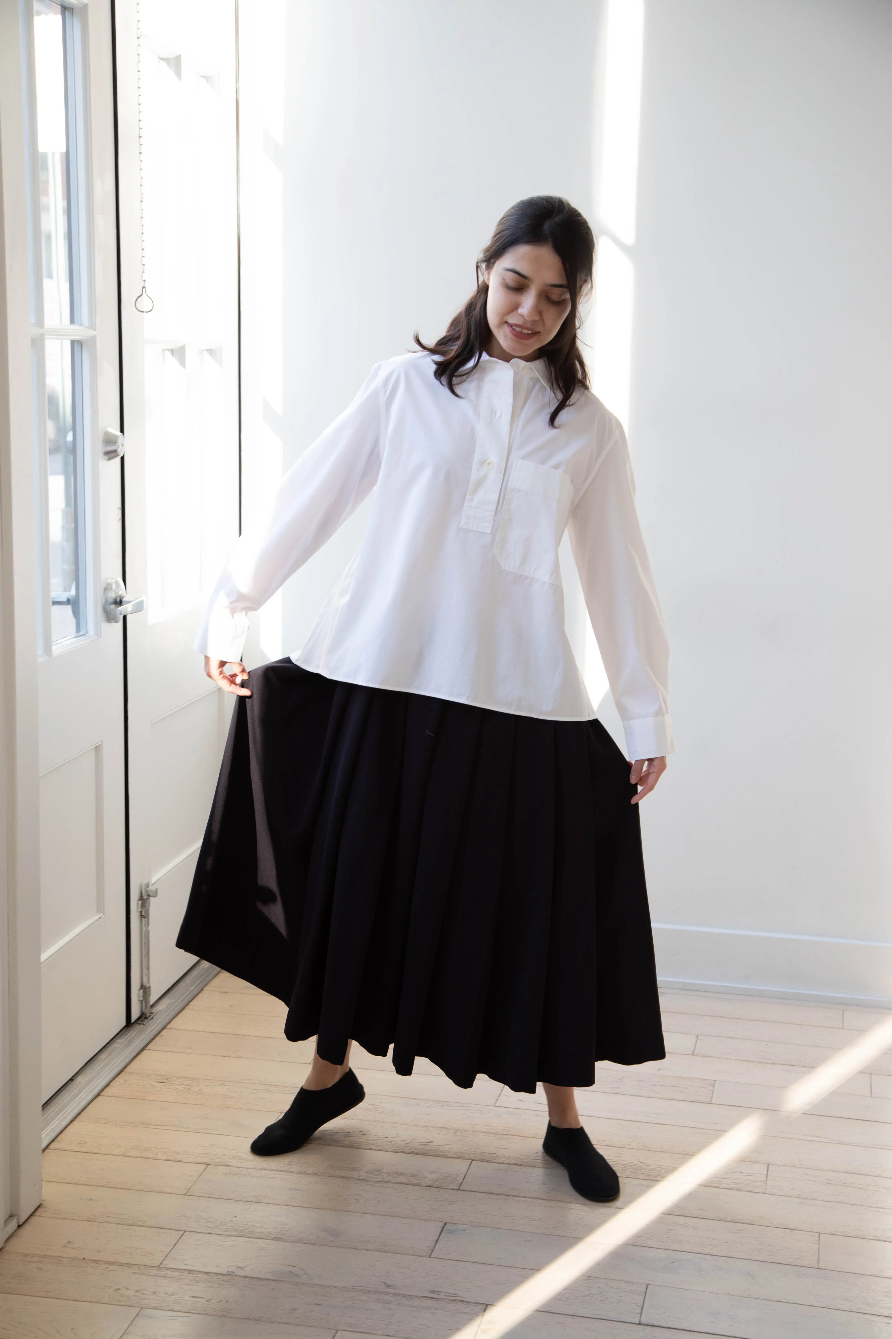 MHL | Big Pocket Swing Shirt in White