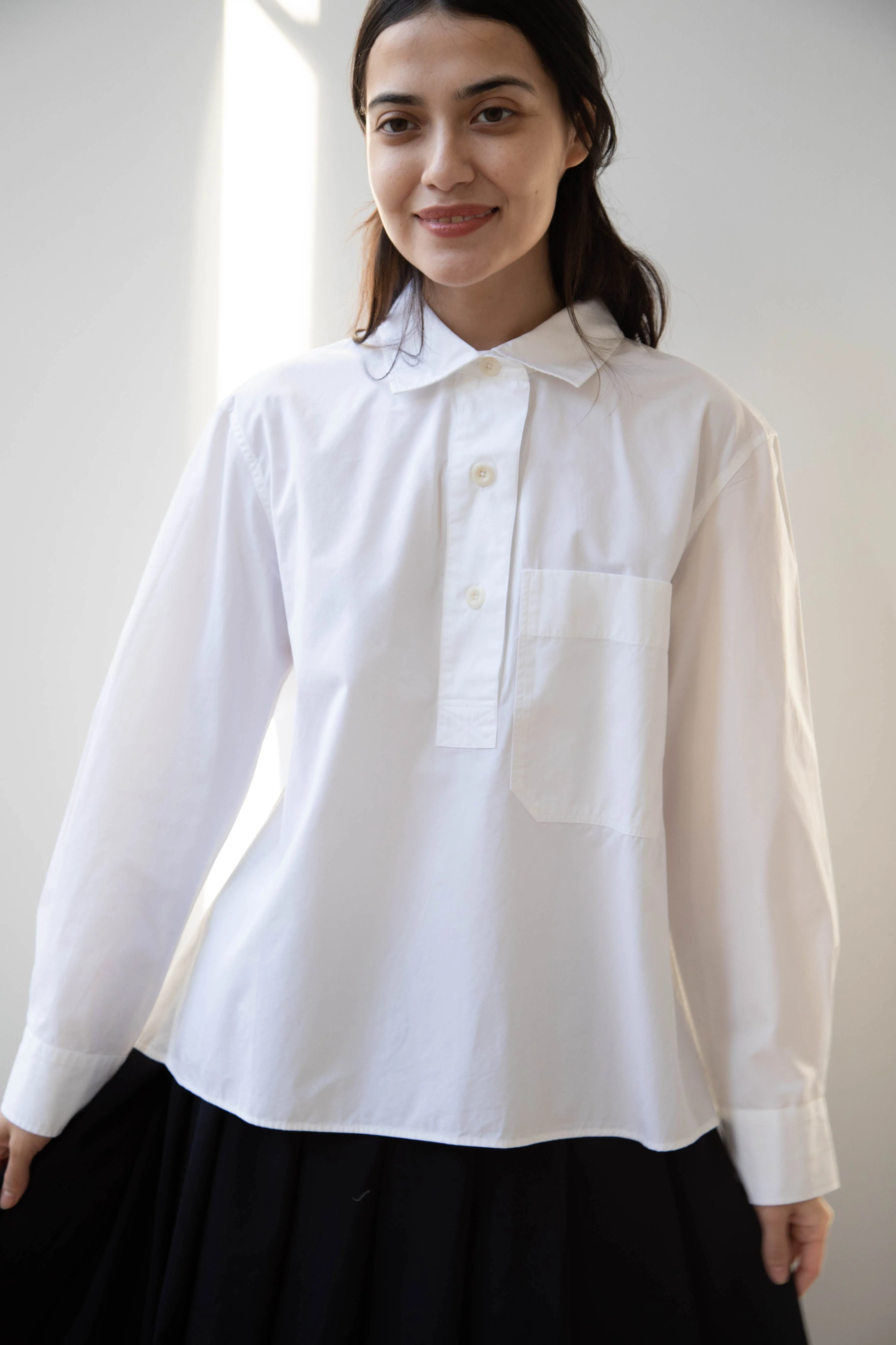 MHL | Big Pocket Swing Shirt in White