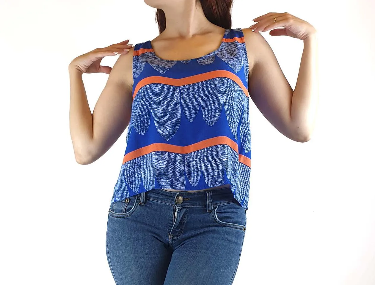 Mister Zimi blue print cropped sleeveless top size 10
