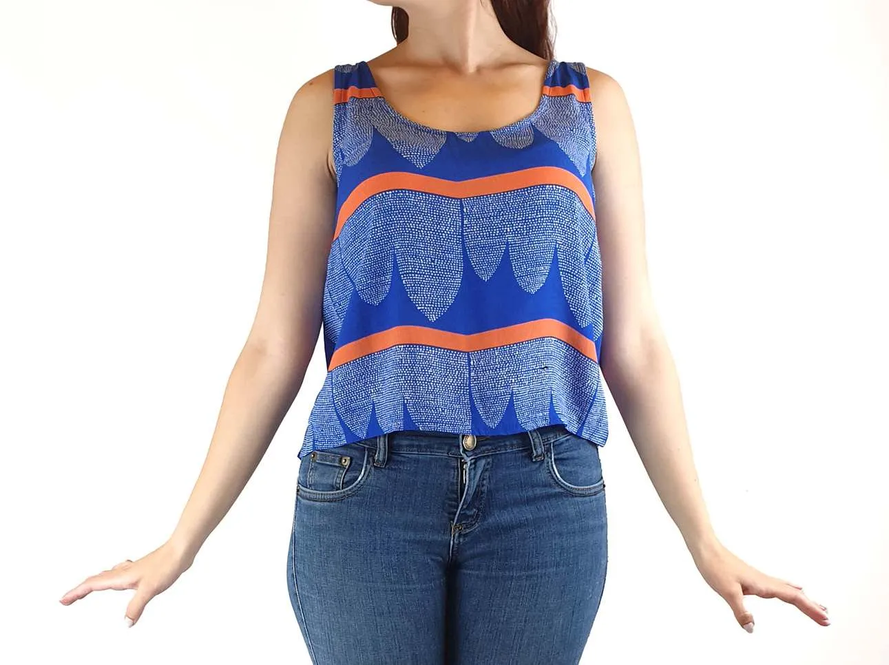Mister Zimi blue print cropped sleeveless top size 10