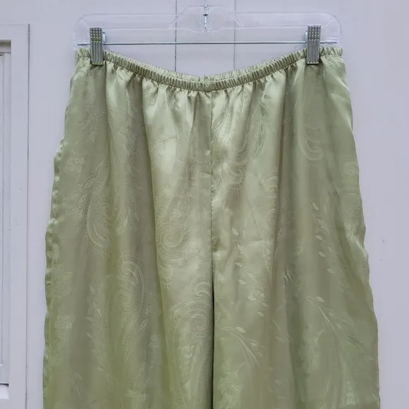 MORGAN TAYLOR INTIMATES OLIVE GREEN TWO PIECE SILK LIKE PAJAMA SET SIZE L WOMEN