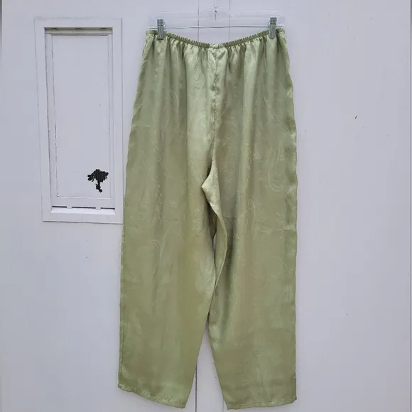 MORGAN TAYLOR INTIMATES OLIVE GREEN TWO PIECE SILK LIKE PAJAMA SET SIZE L WOMEN
