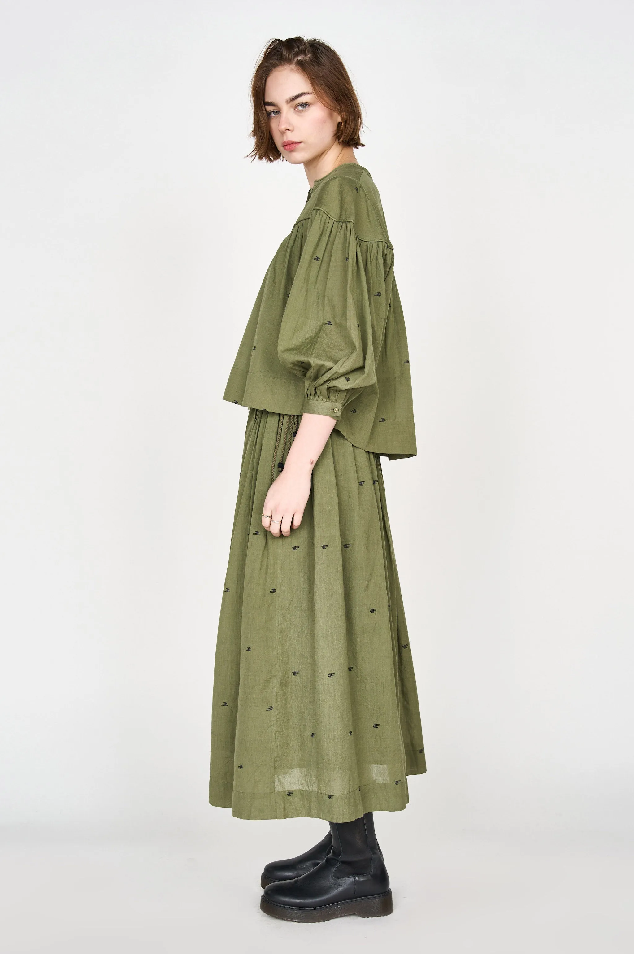 Oslo Blouse in Olive Jamdani