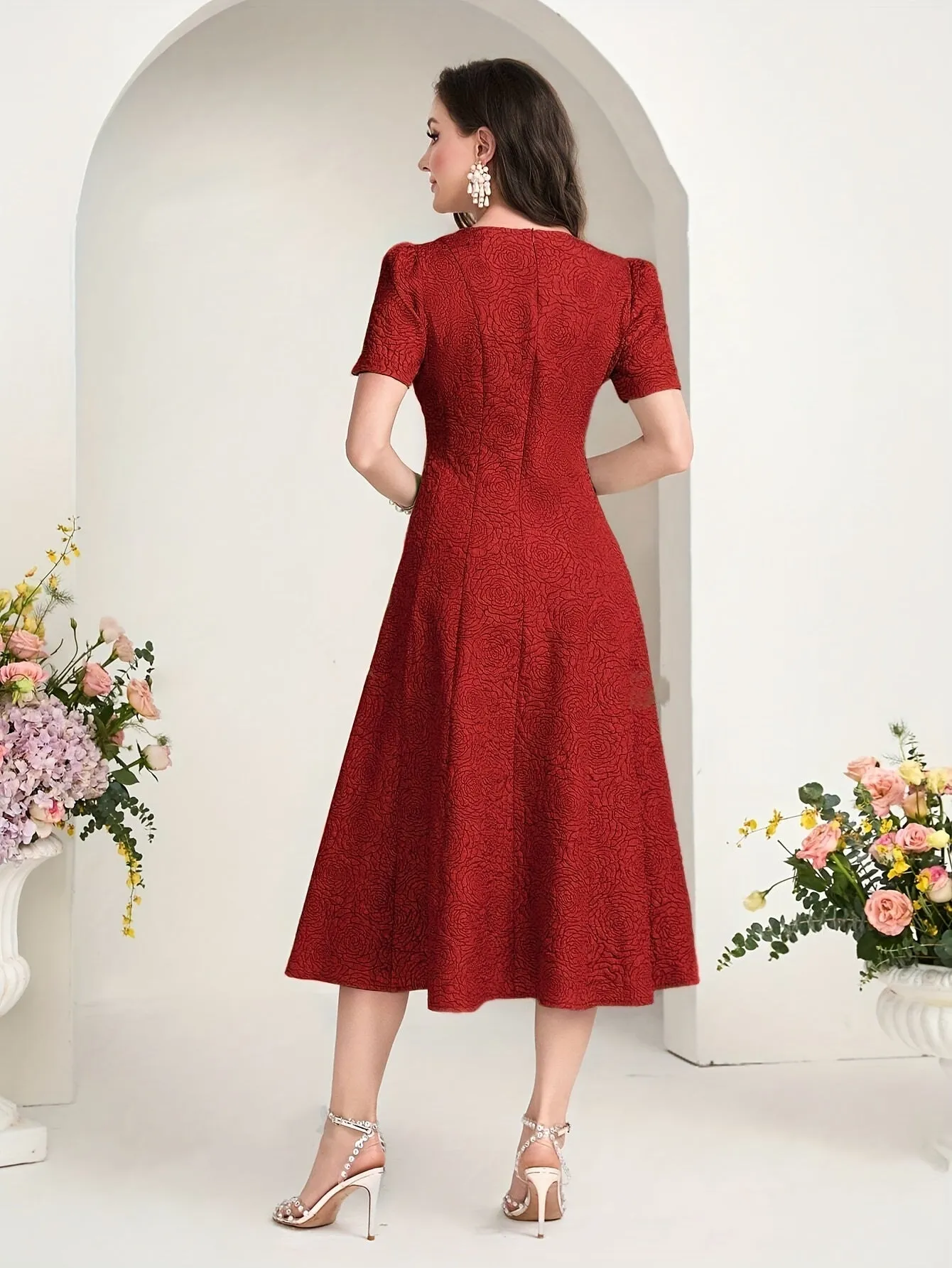Rotes Midi-Kleid mit Eleganz - Helena