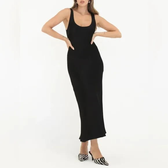 Rumored Market Midi Dress