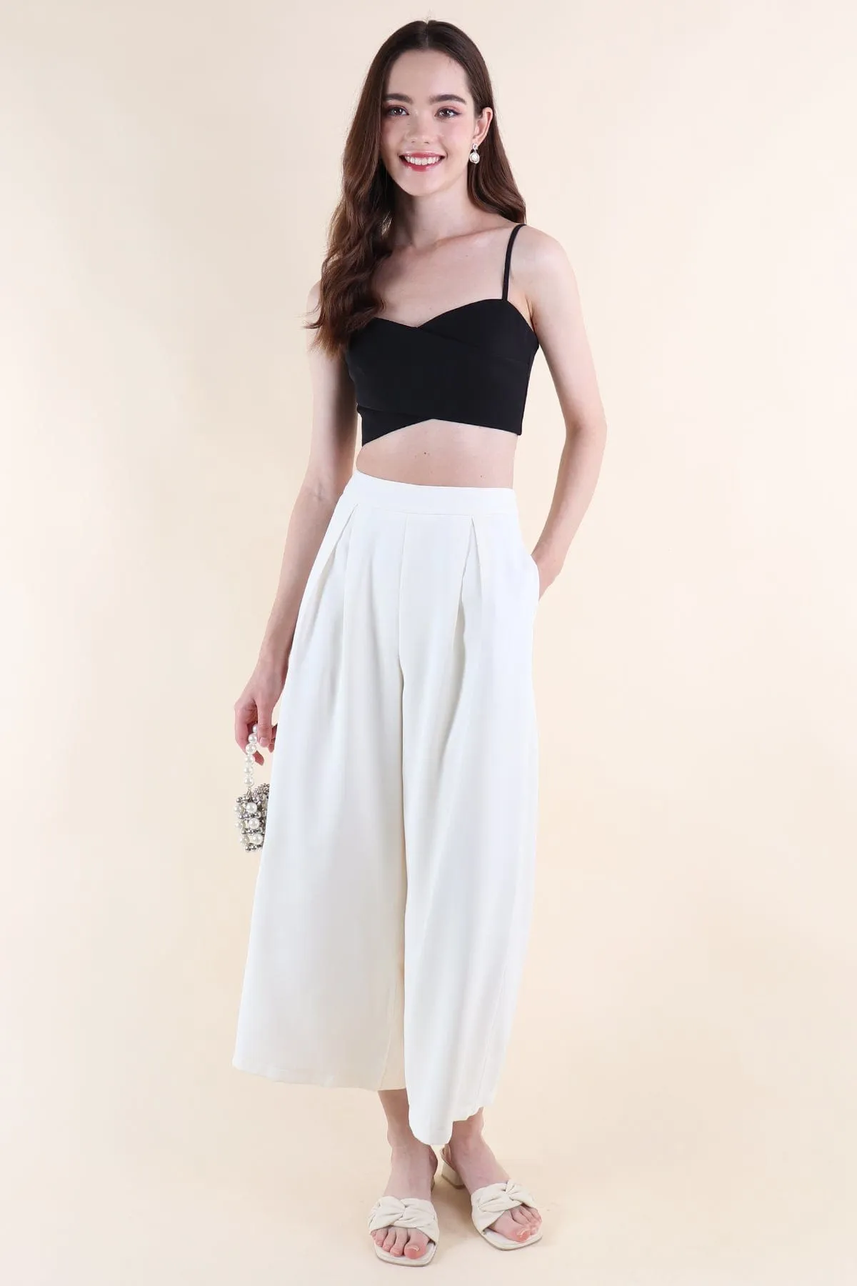 SEVILLE WRAPPED CROP TOP IN BLACK