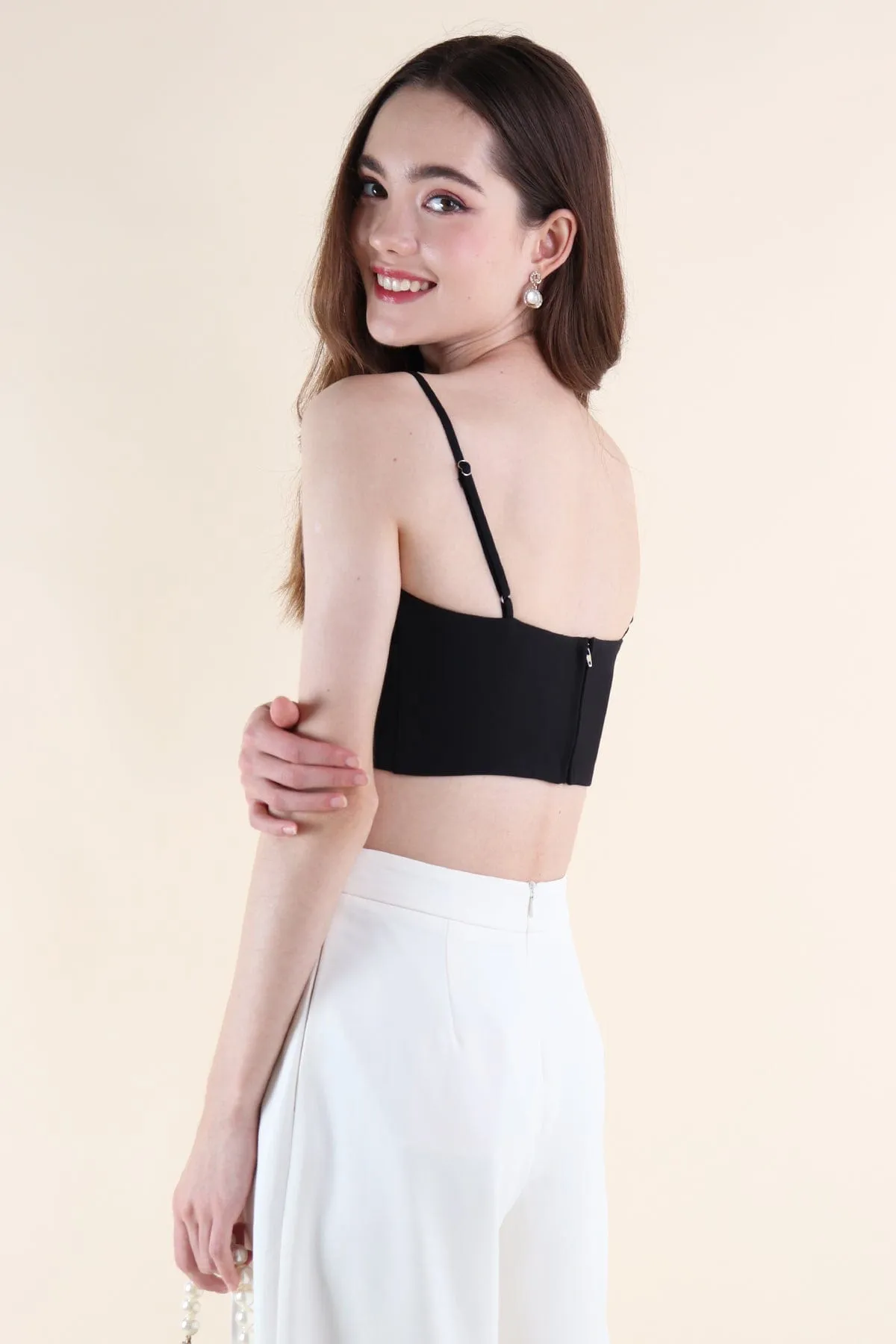 SEVILLE WRAPPED CROP TOP IN BLACK