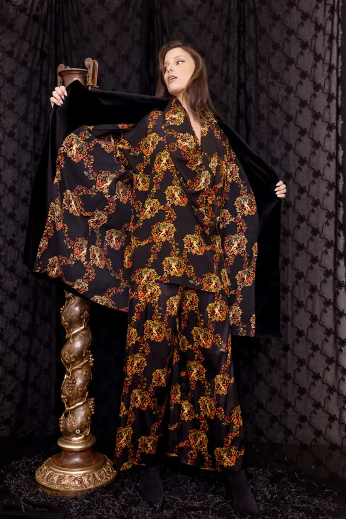 SINNER COAT