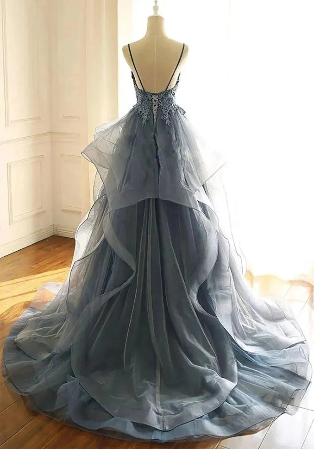 Spaghetti Strap Backless A-line Tulle Vestidos De Noche Elegant Sleeveless Floor-Length Prom Dresses