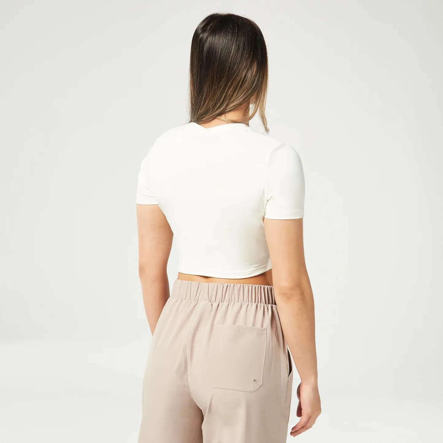 SQUATWOLF ESSENTIAL CROPPED TEE