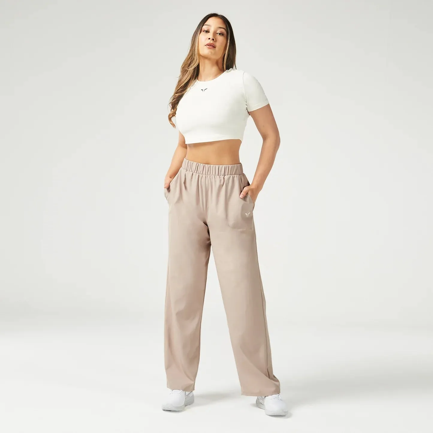 SQUATWOLF ESSENTIAL CROPPED TEE