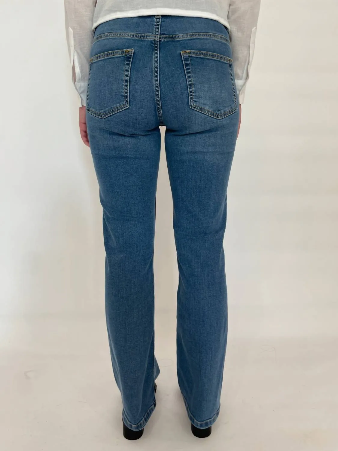 Straight Leg Jean With Patch Pocket In Navy