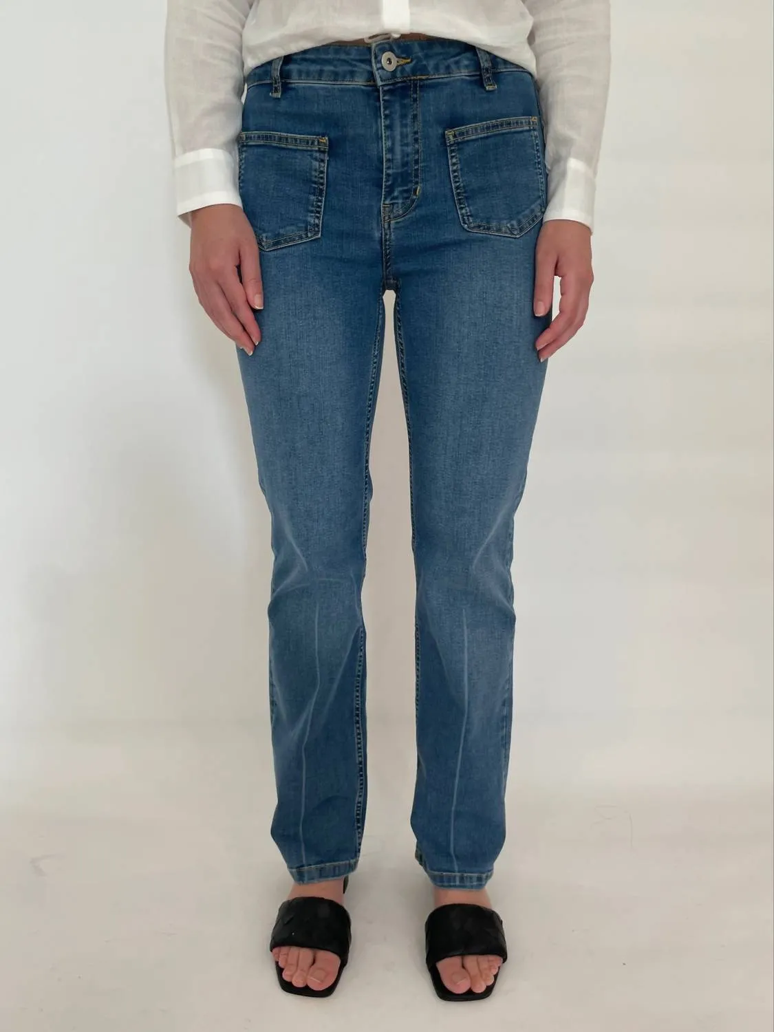 Straight Leg Jean With Patch Pocket In Navy