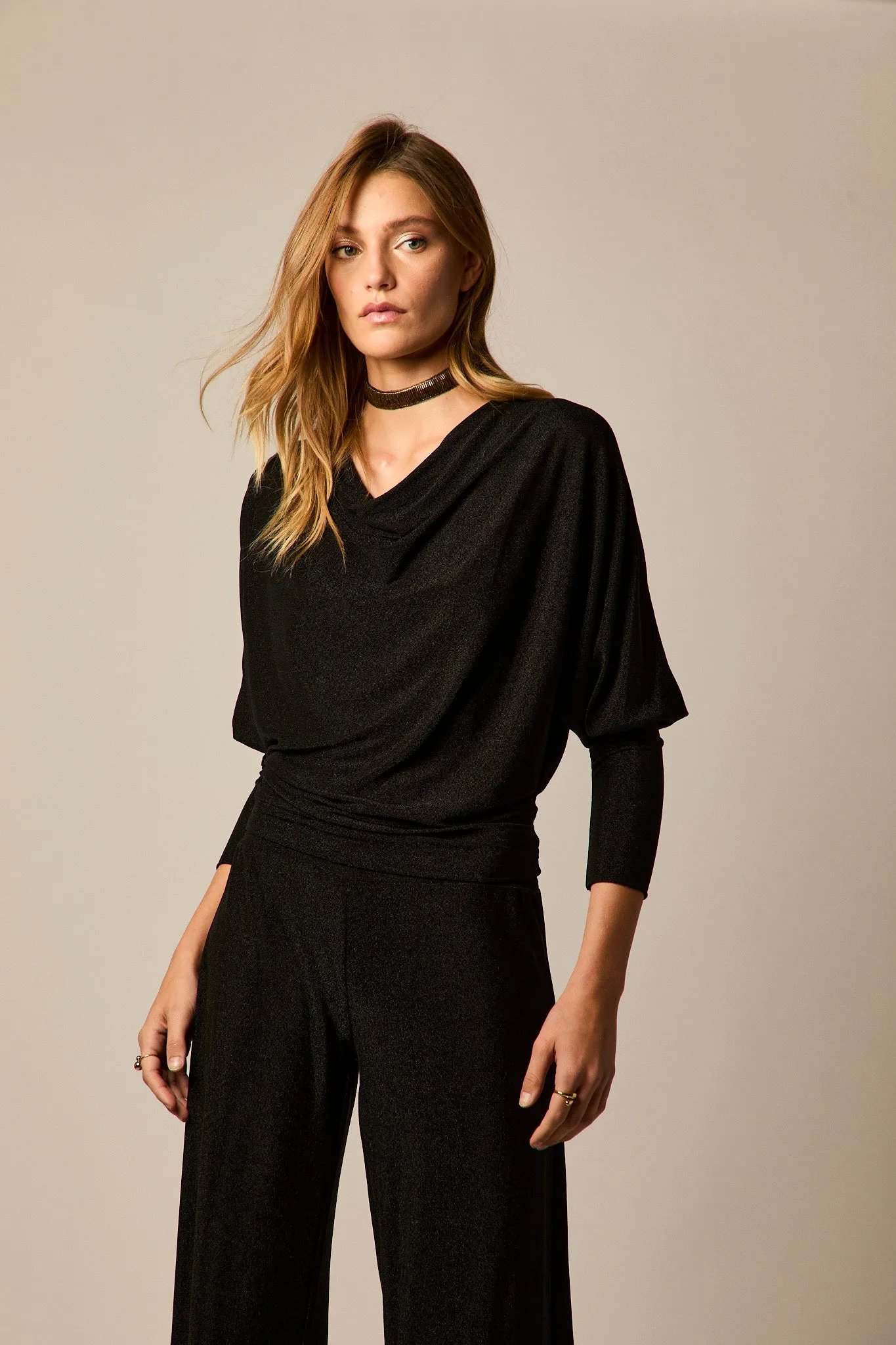 Top drapeado lurex negro