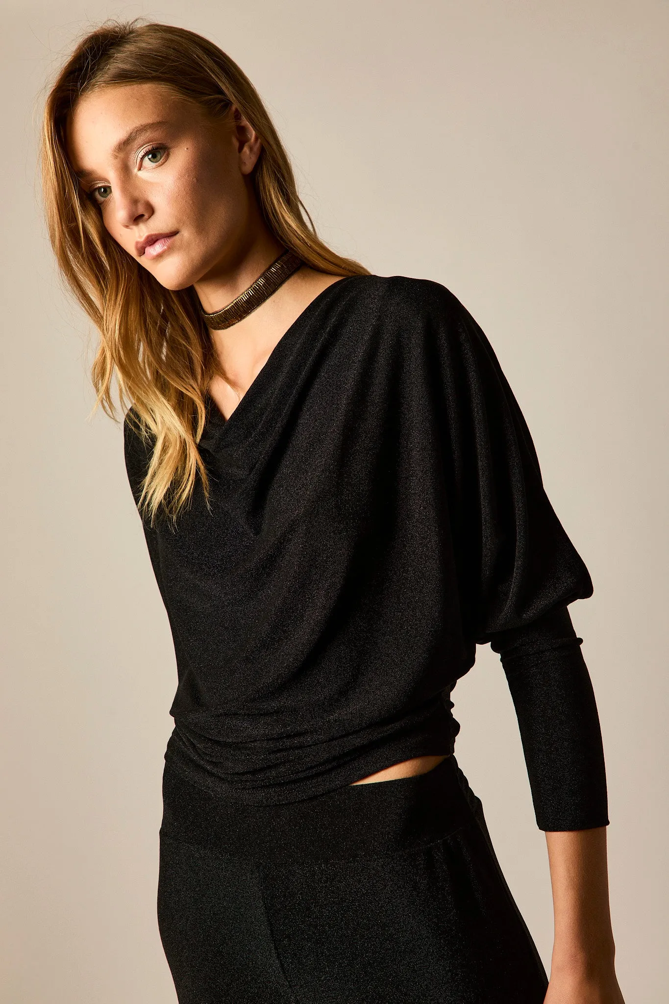 Top drapeado lurex negro