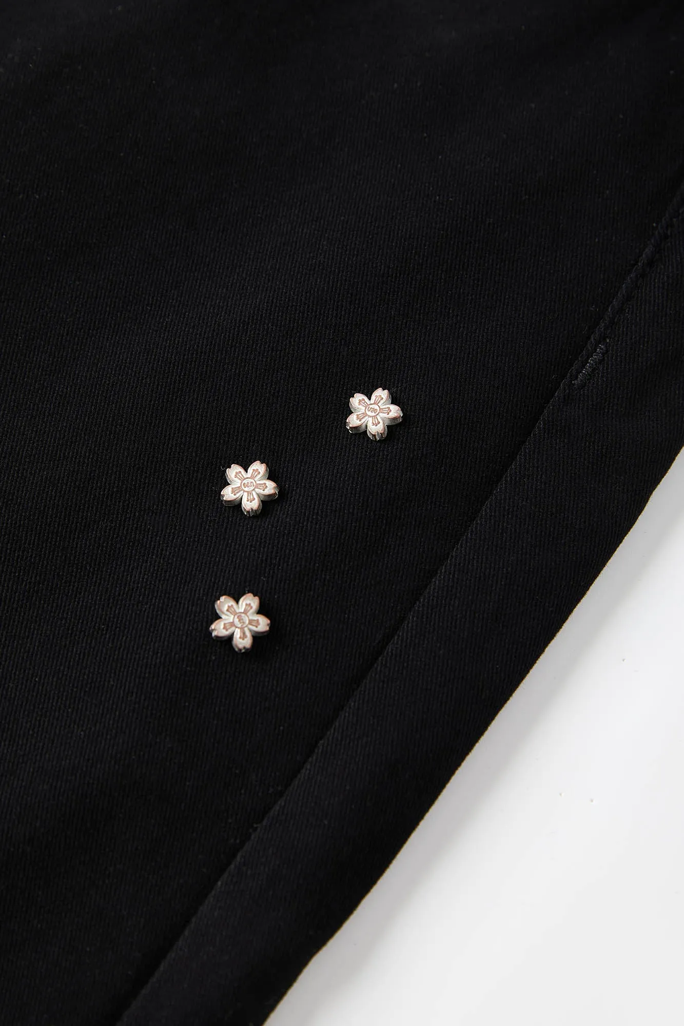 UnDeR20 SS25 Dragon Sakura Flared Wide-Leg Pants