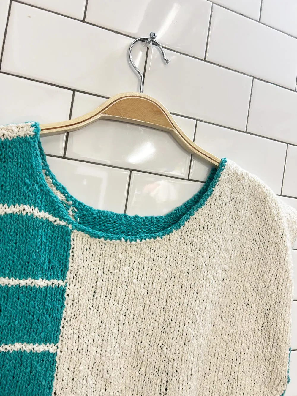 vintage boxy sleeveless knit top