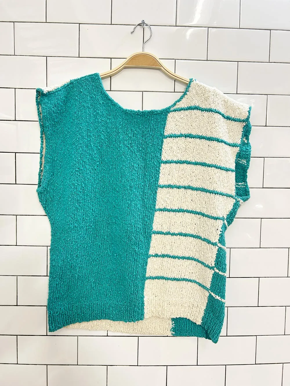 vintage boxy sleeveless knit top